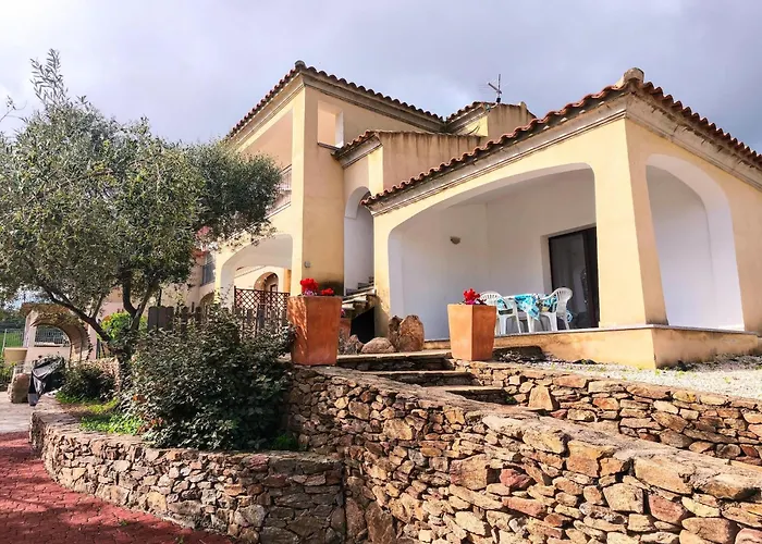 Comfortable Near Budoni Apartment